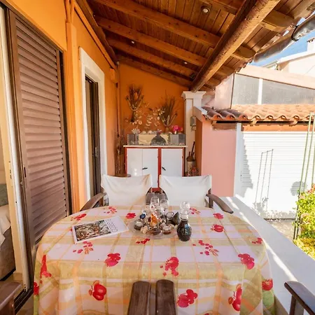 아파트 Spirelas House Private Parking 15min From Town Corfu (city)