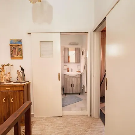 Spirelas House Private Parking 15min From Town *