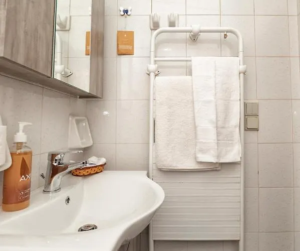 Spirelas House Private Parking 15min From Town *