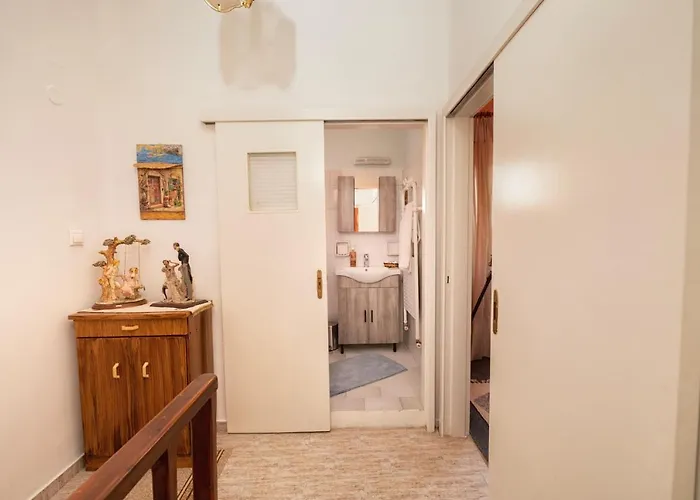 Spirelas House Private Parking 15min From Town *